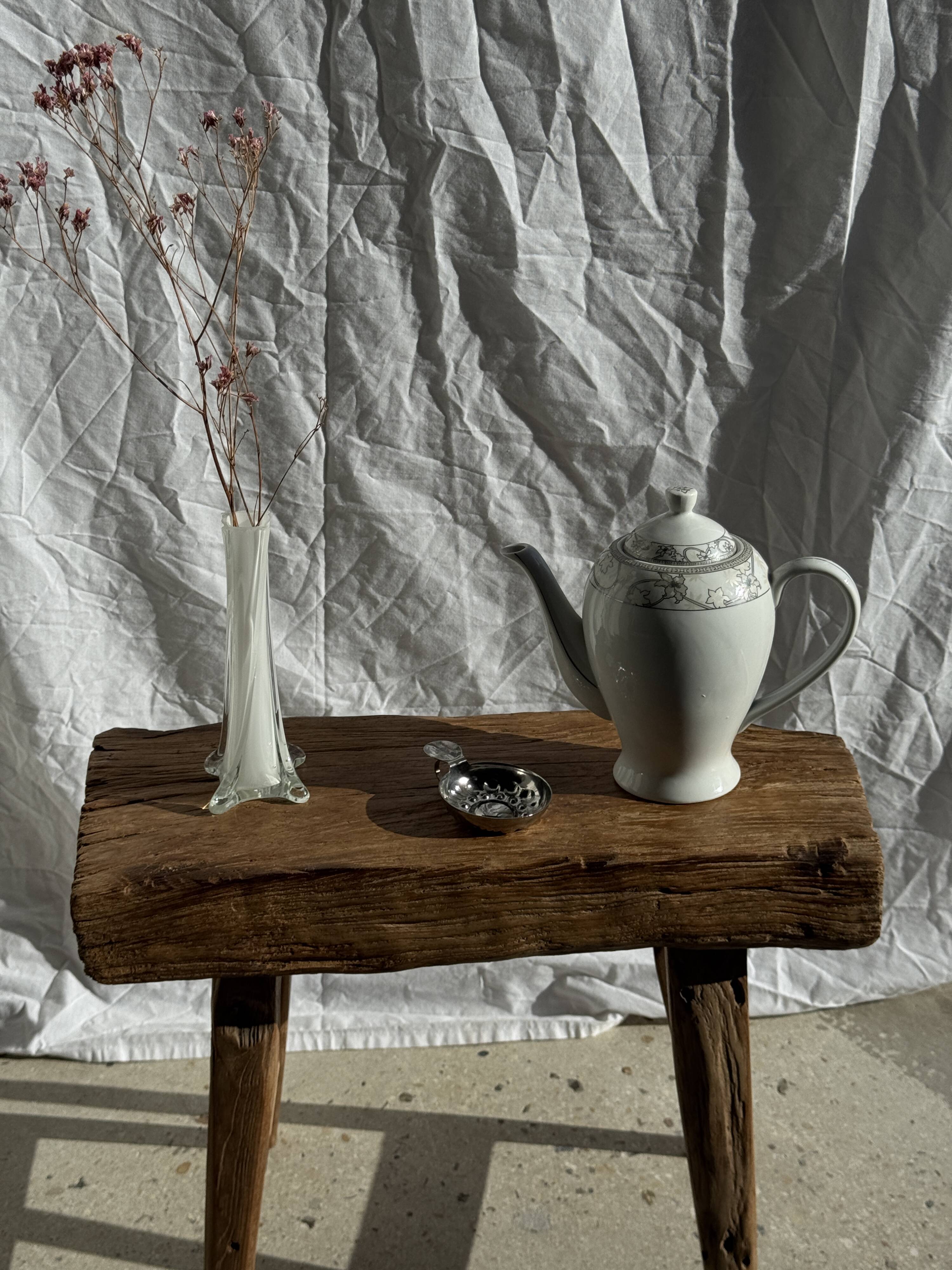 White glass bud vase