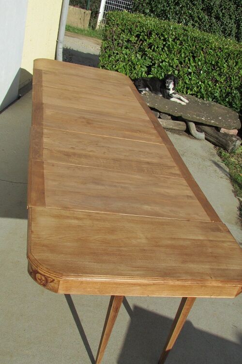 Art Deco table, cradle foot, opening, up to 18 people
