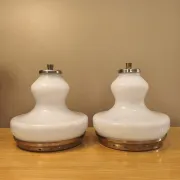 Paire de lampes verre opalin, Italie,1960