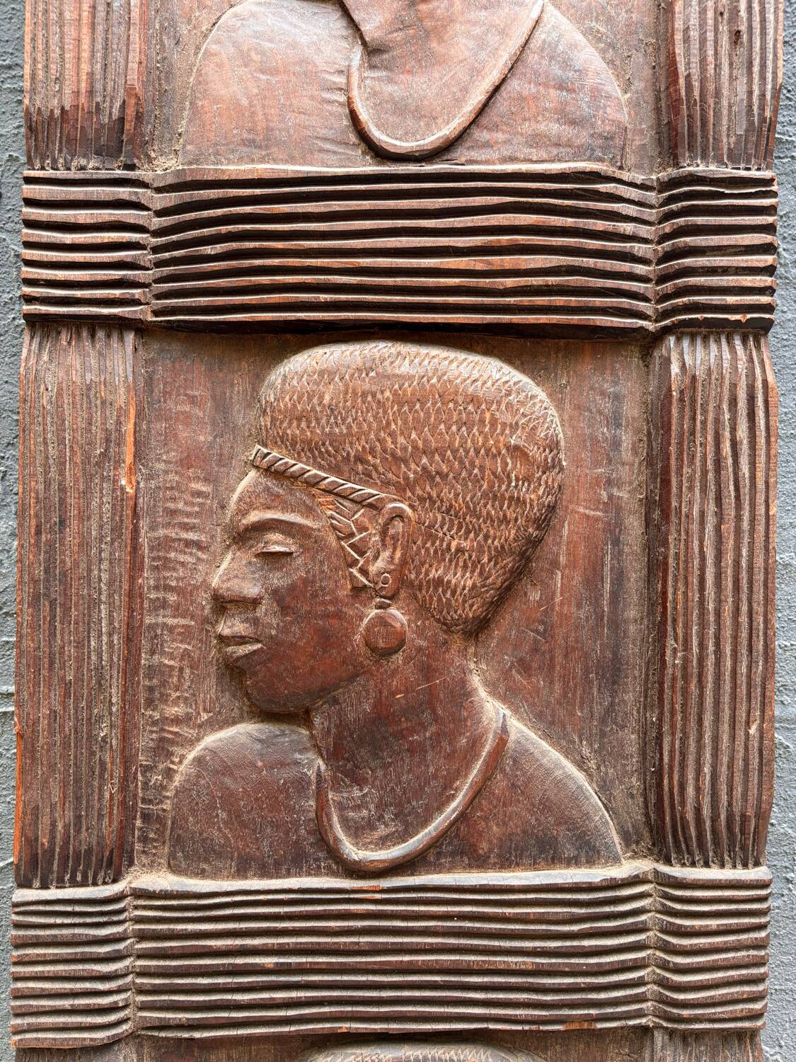 Pair of carved African wall panels in wood – vintage tribal art