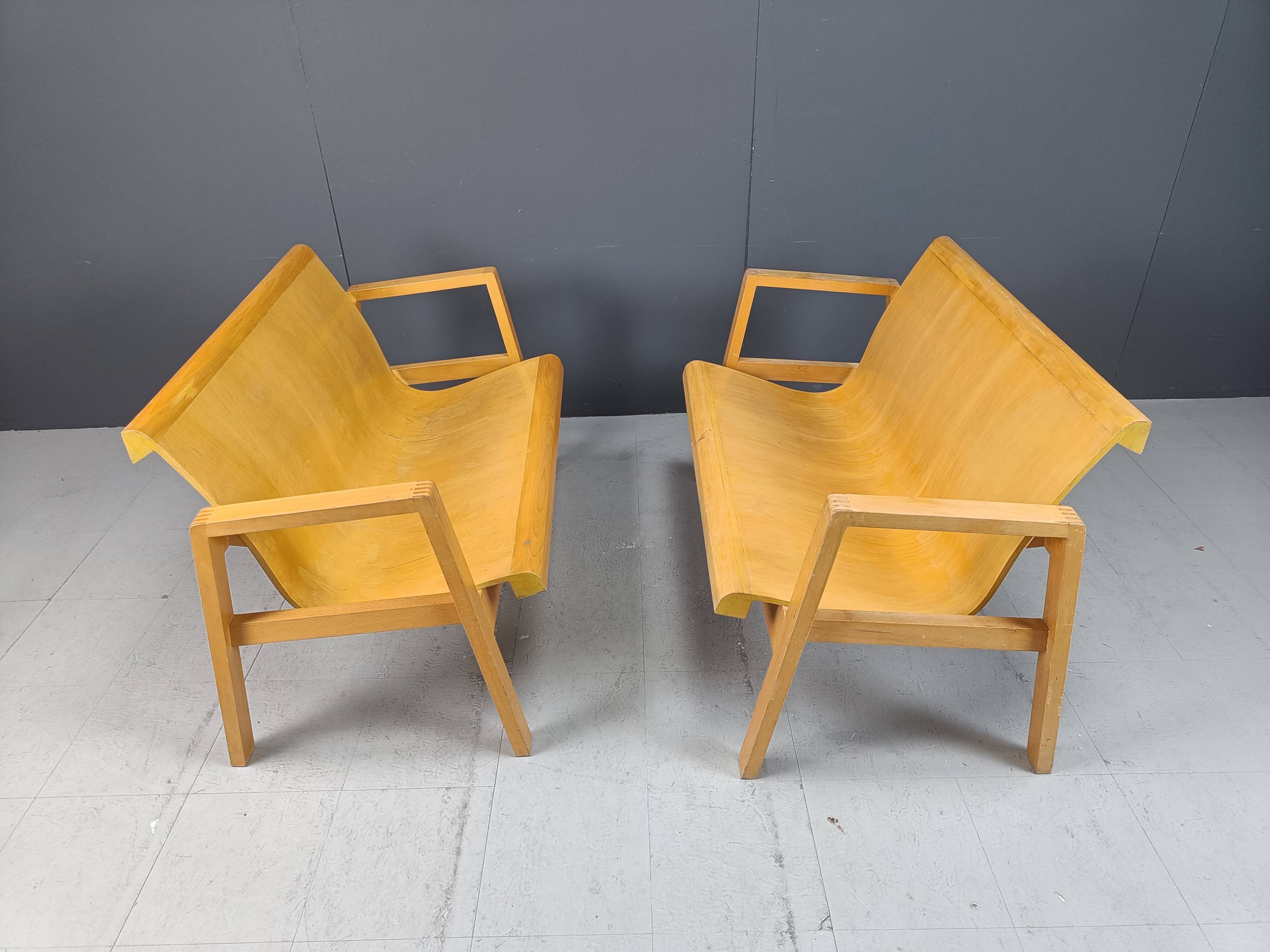 Mid-century plywood benches in the manner of Alvar Aalto, 1960 - set of 2