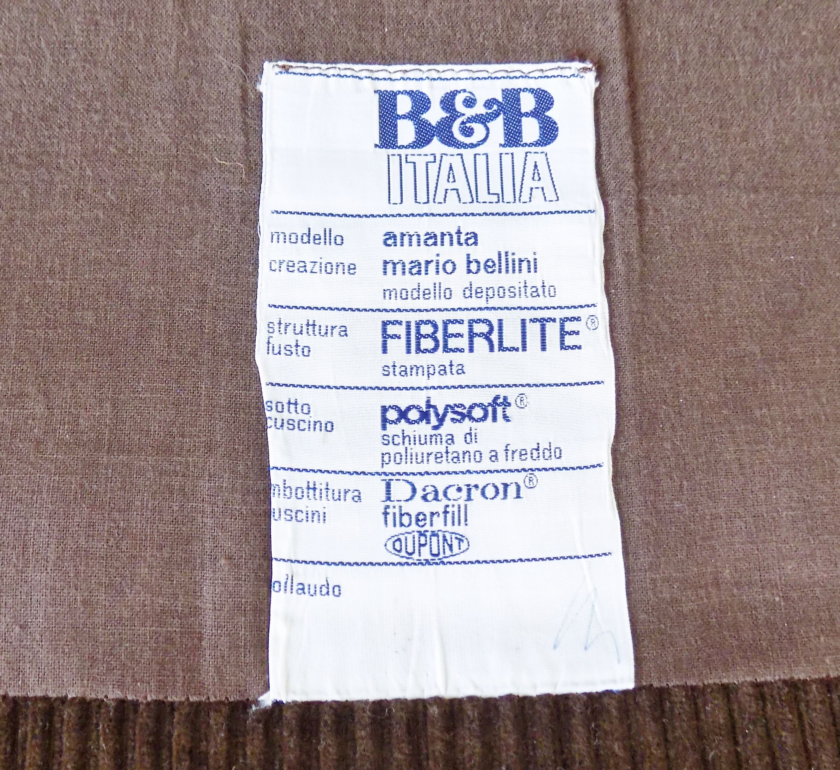 Set of 4 brown Amanta lounge chairs by Mario Bellini for C&B Italia