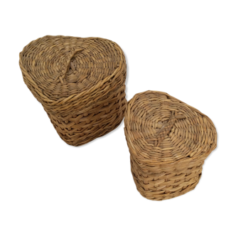 Duo of little pull-out baskets