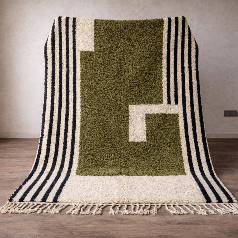 Handmade Moroccan rug 200cm x 300cm