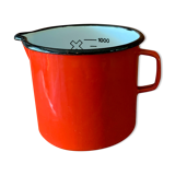 Enamelled sheet metal pitcher