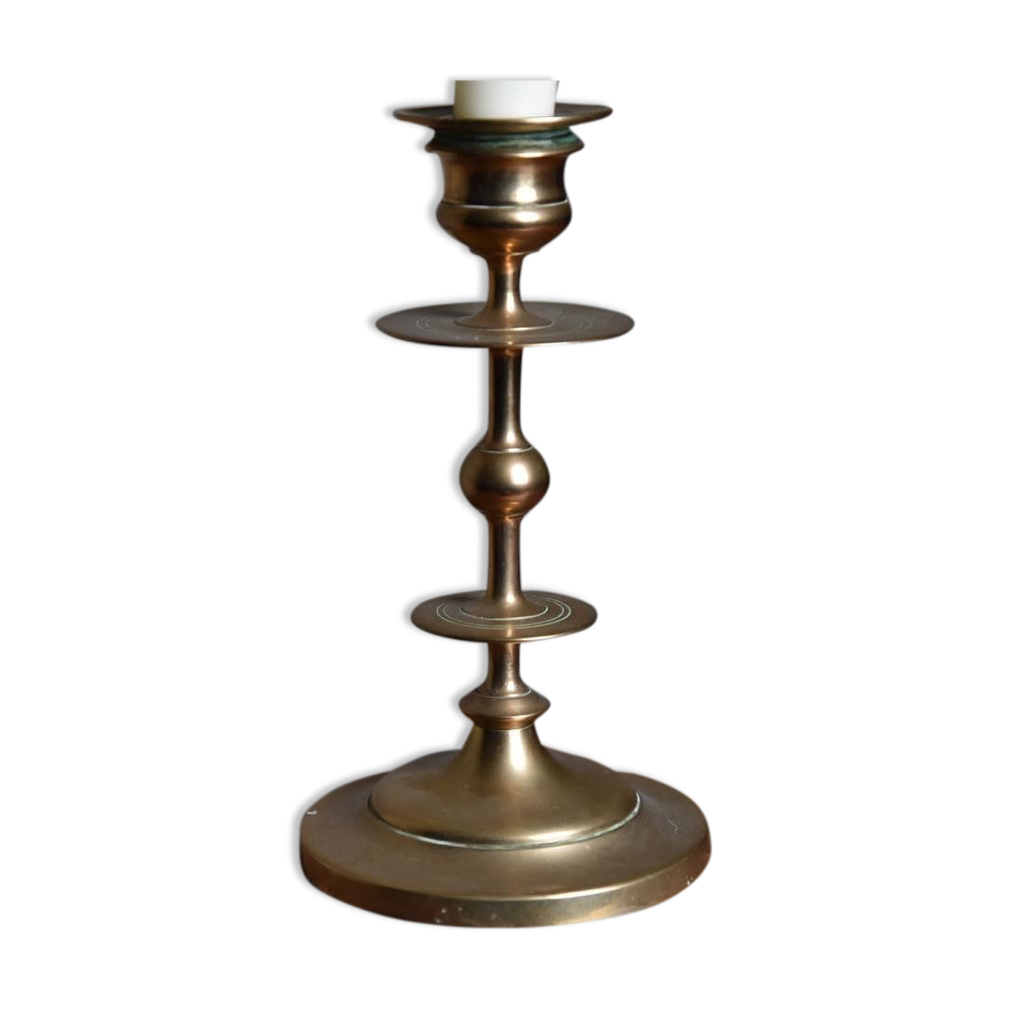 Bronze candle holder