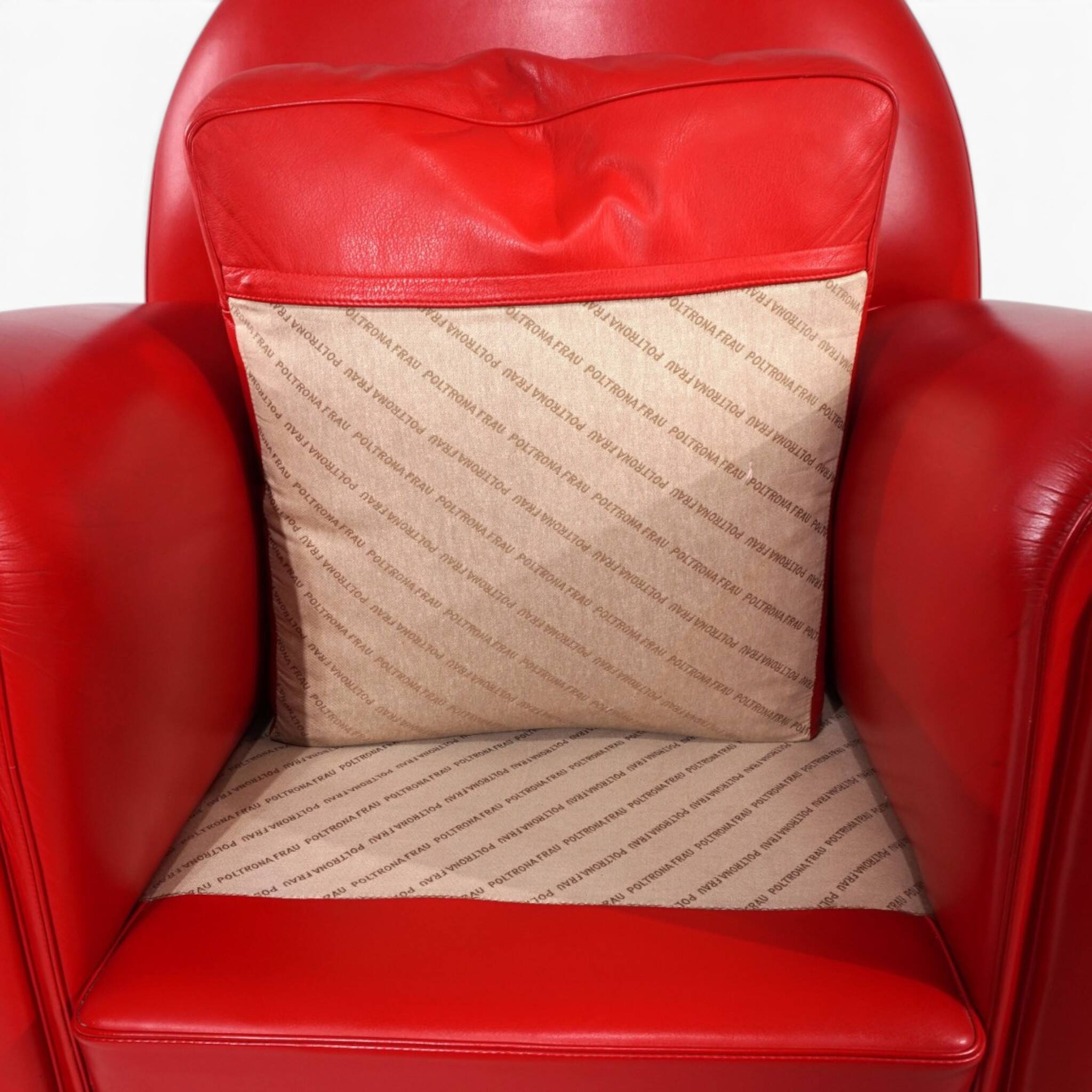 Poltrona Frau Vanity Fair Leather Armchair by Renzo Frau, 1990
