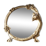 Miroir de table style Art Nouveau/Jeune Femme au miroir en polyrésine à patine dorée. Diam 23 cm