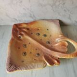 Plat zoomorphe raie