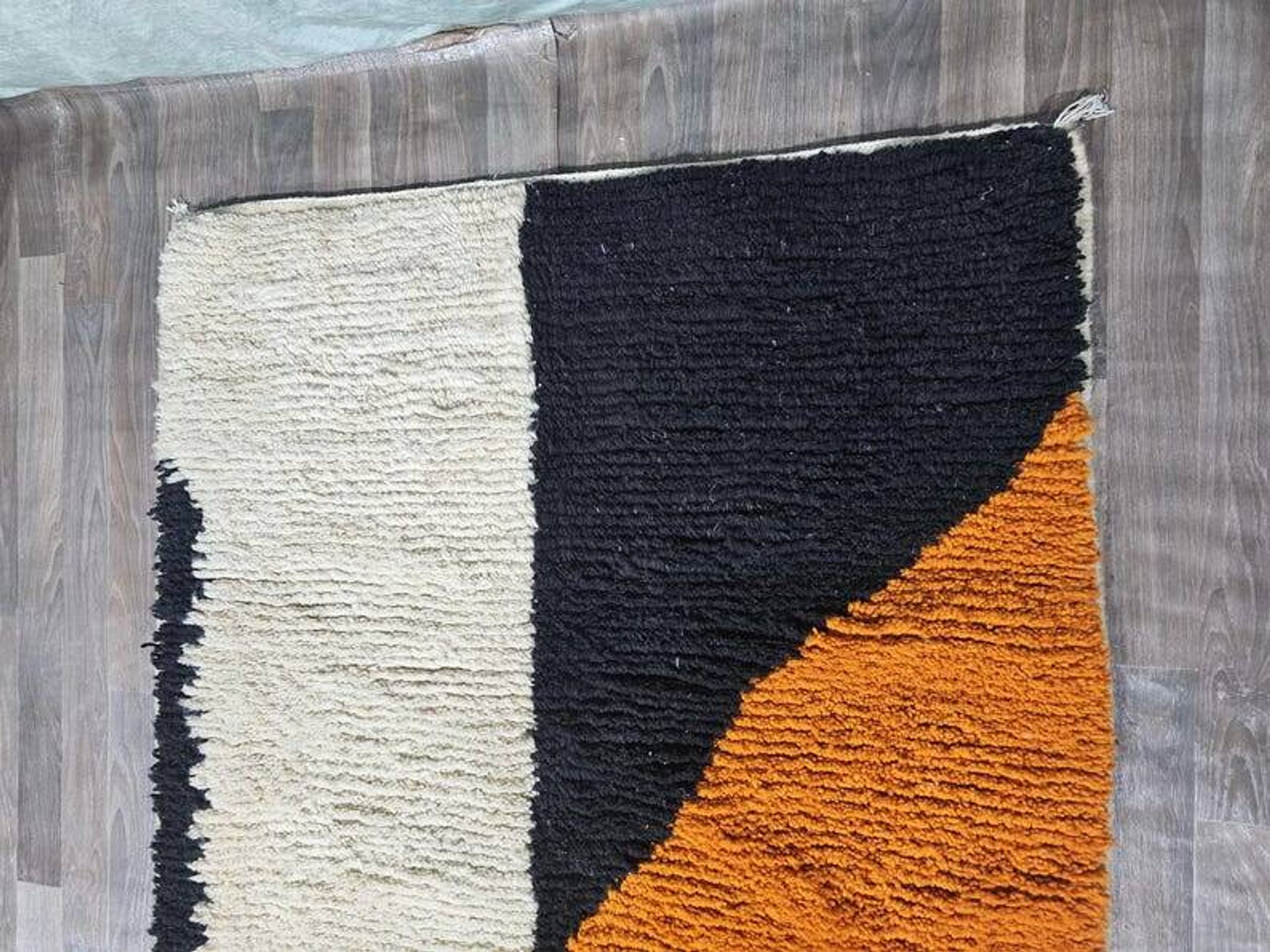 Moroccan handcrafted rug 100cm x 300cm