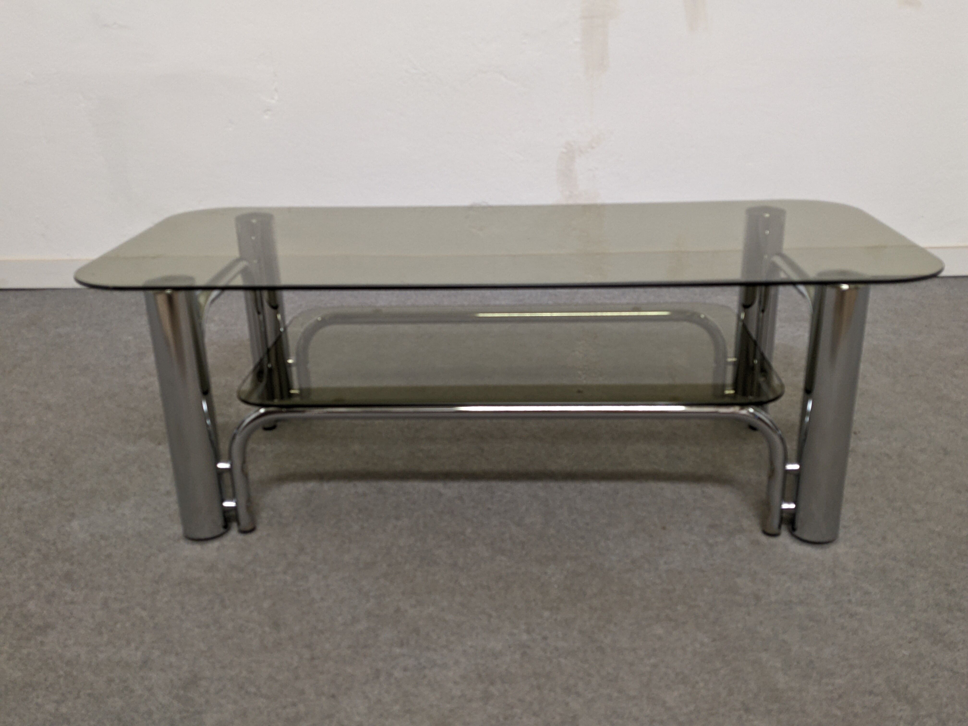 Space age coffee table from the 60s/70s