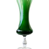 Vase sur pied vintage en verre vert