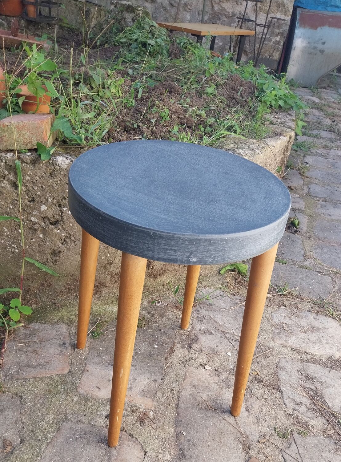 Baumann wooden stool