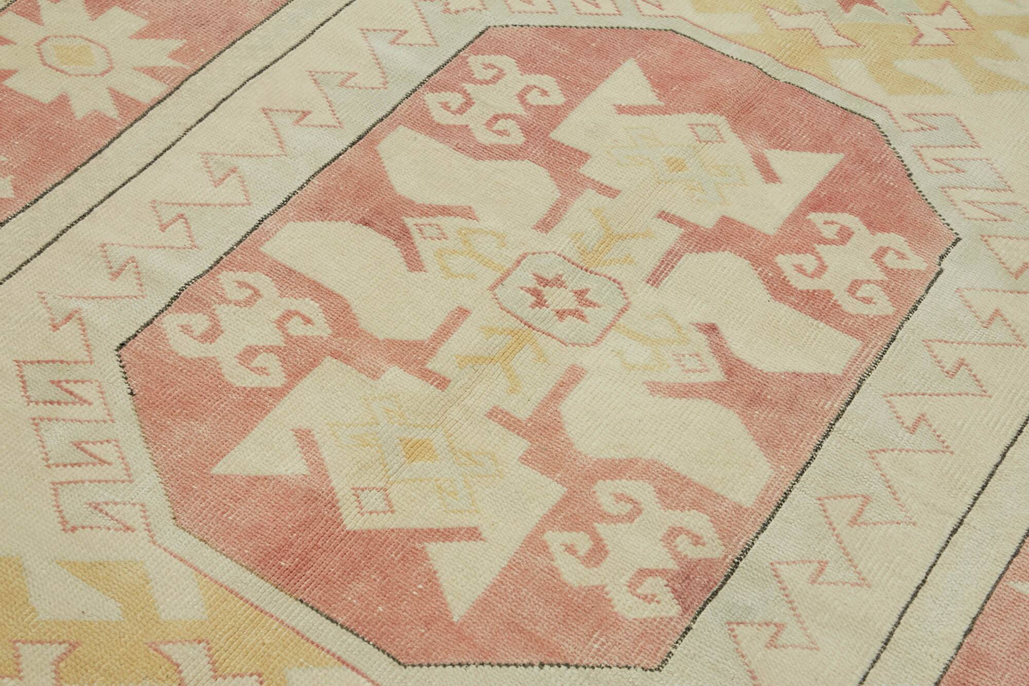 Turkish Vintage Anatolian Rug 162 cm x 244 cm
