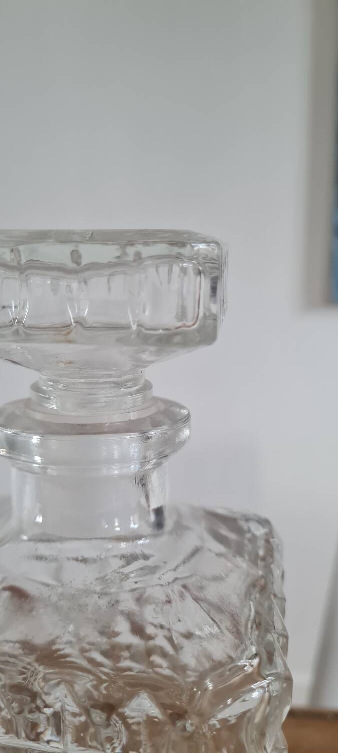 Chiseled glass whiskey decanter