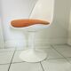 Chaise pivotante Tulip design de Eero Saarinen pour Knoll Int.