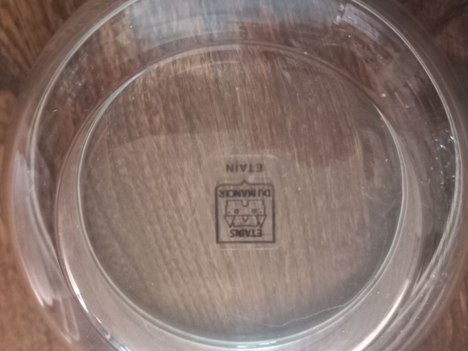 Serving dish in crystal for caviar