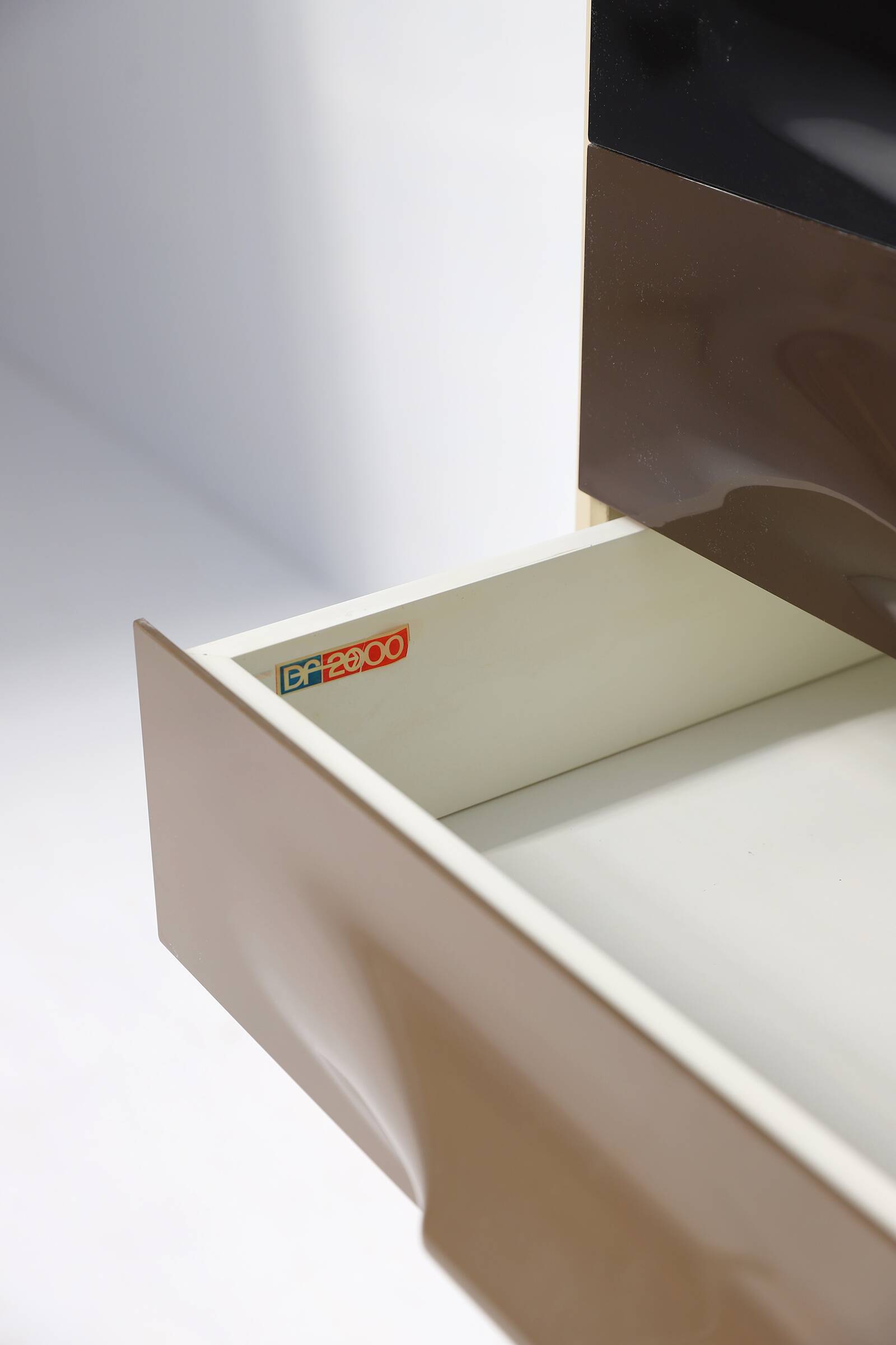 DF2000 trolley bar cabinet by Raymond Loewy for the Doubinsky Frères 1968