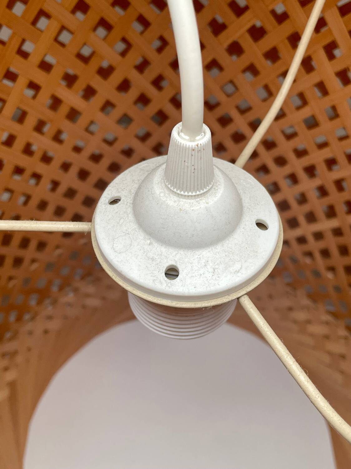 Suspension en bambou naturel tressé