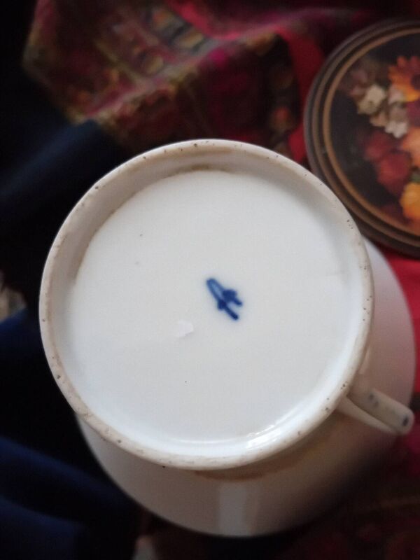 Tasse trembleuse Locré