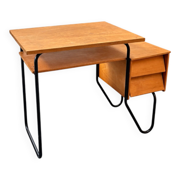 Children's desk