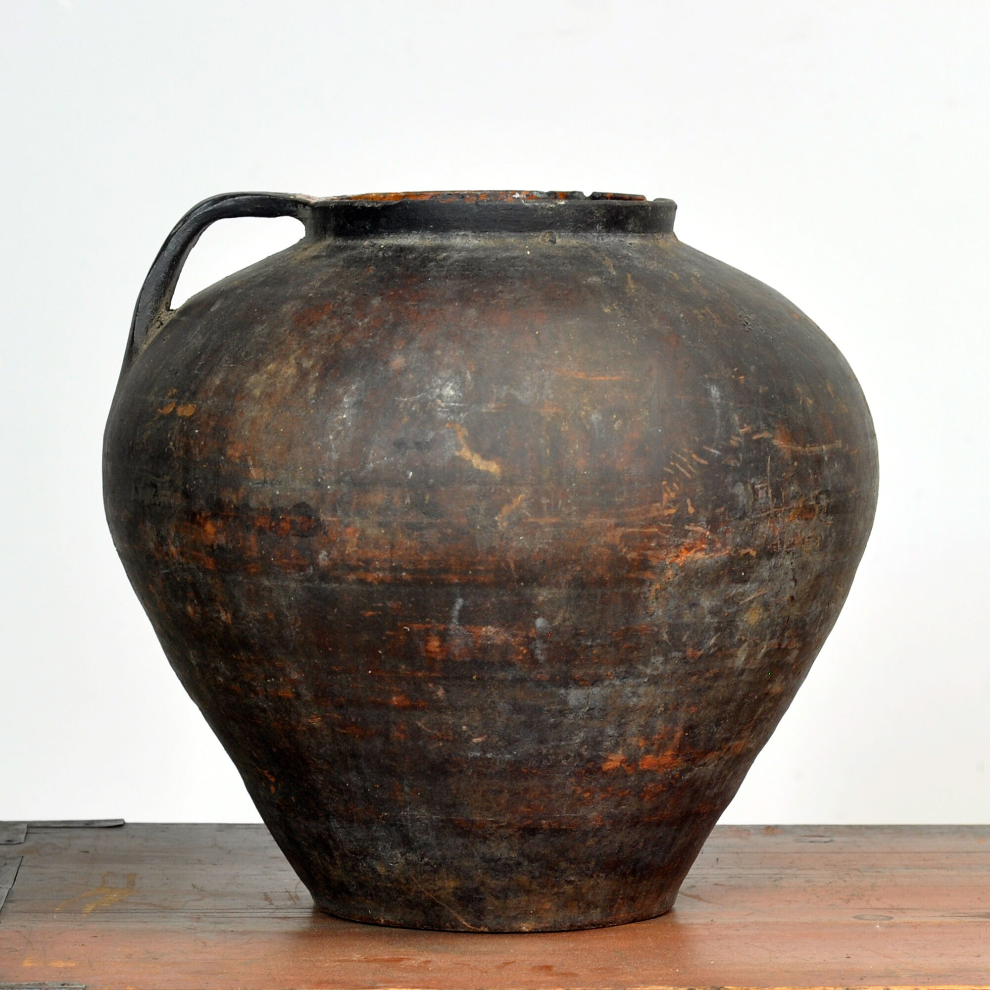 Antique earthenware pot from Moldova, circa 1850