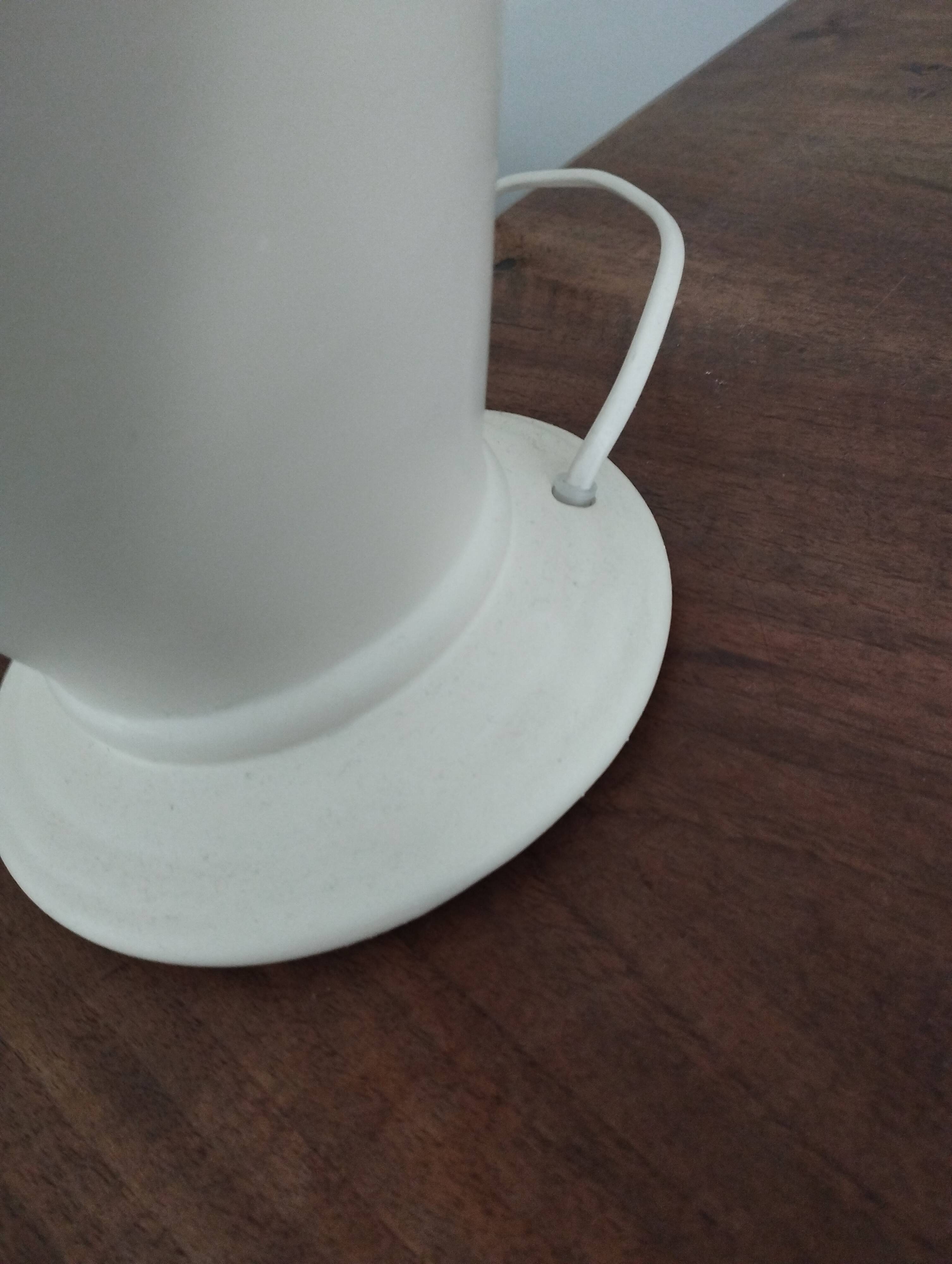 Lampe en céramique satinée