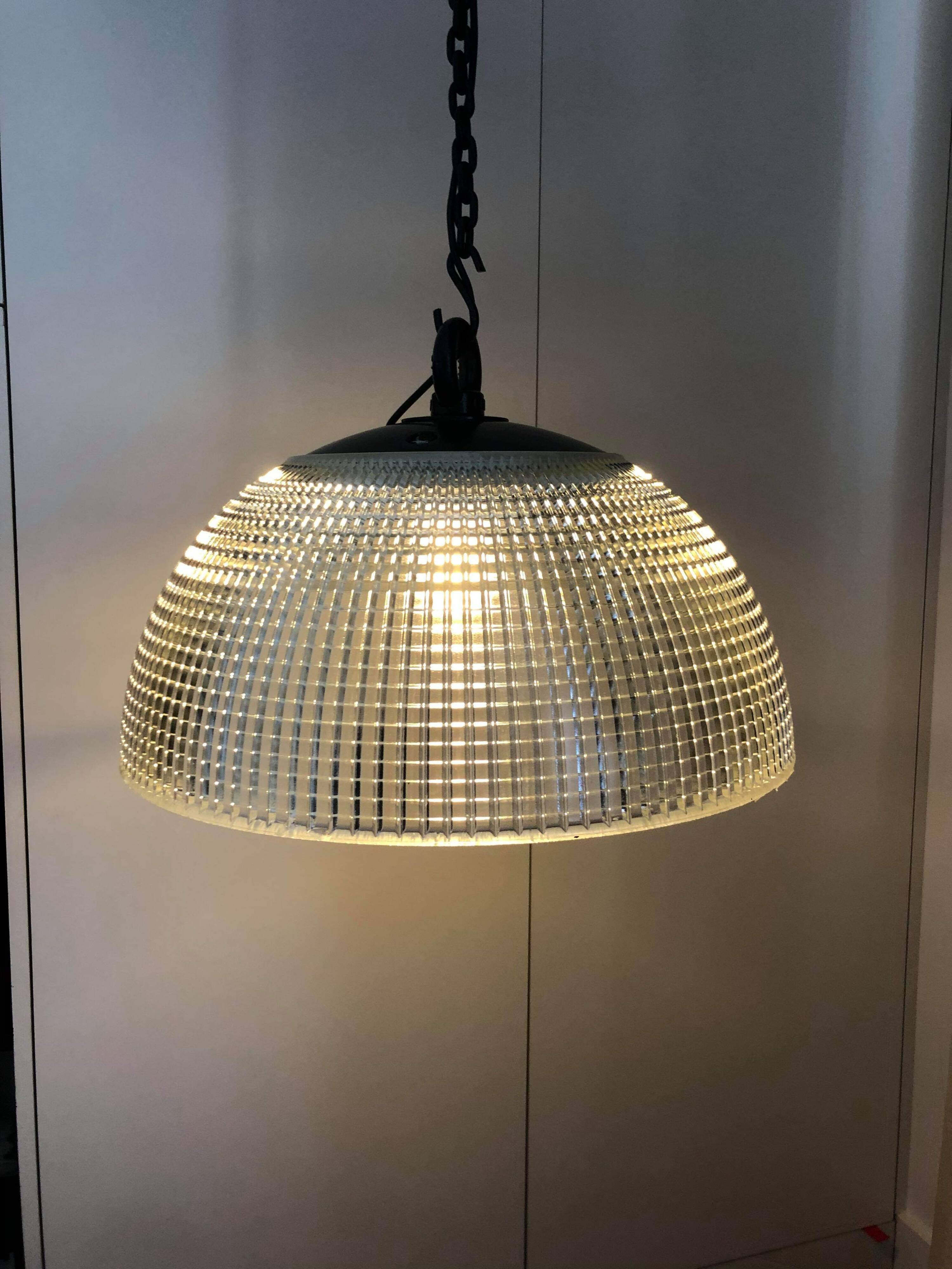 Holophane half-sphere suspension