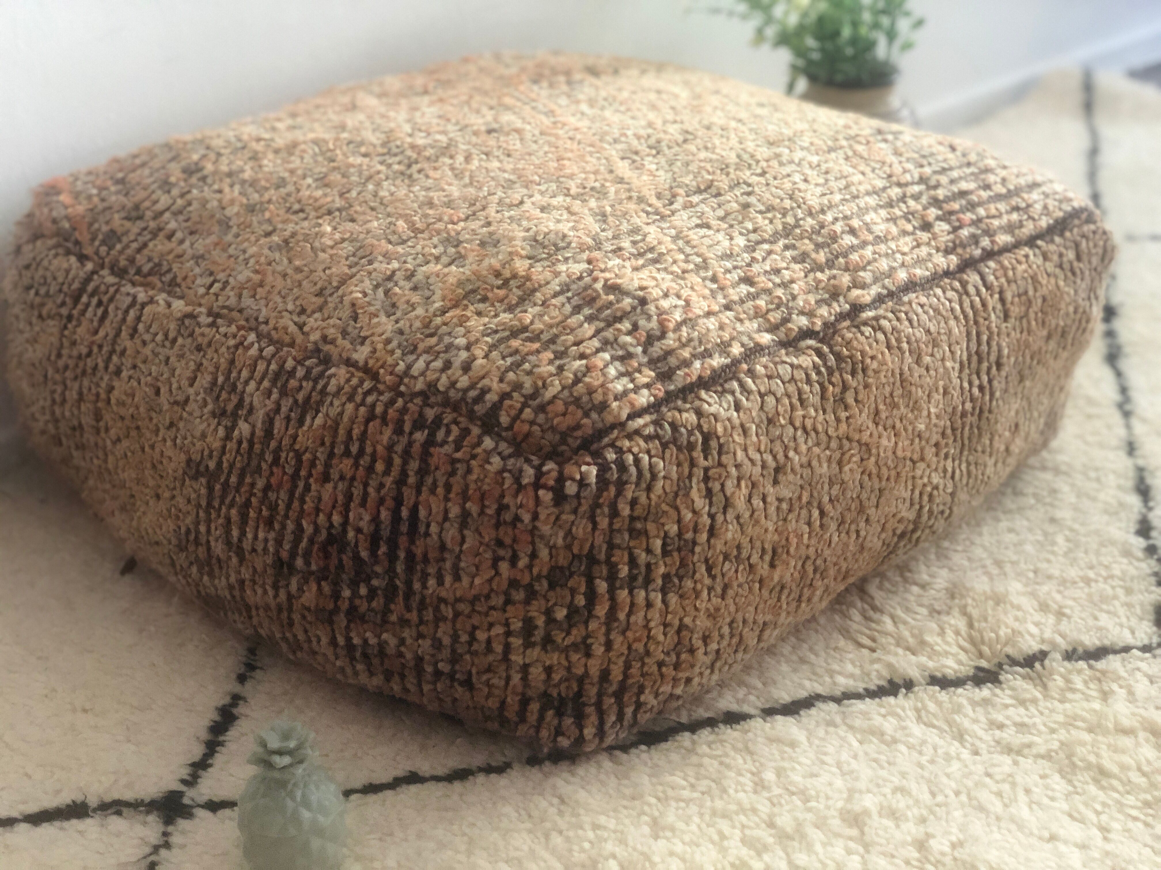 Pouf coussin de sol authentique "Beni Mguild"