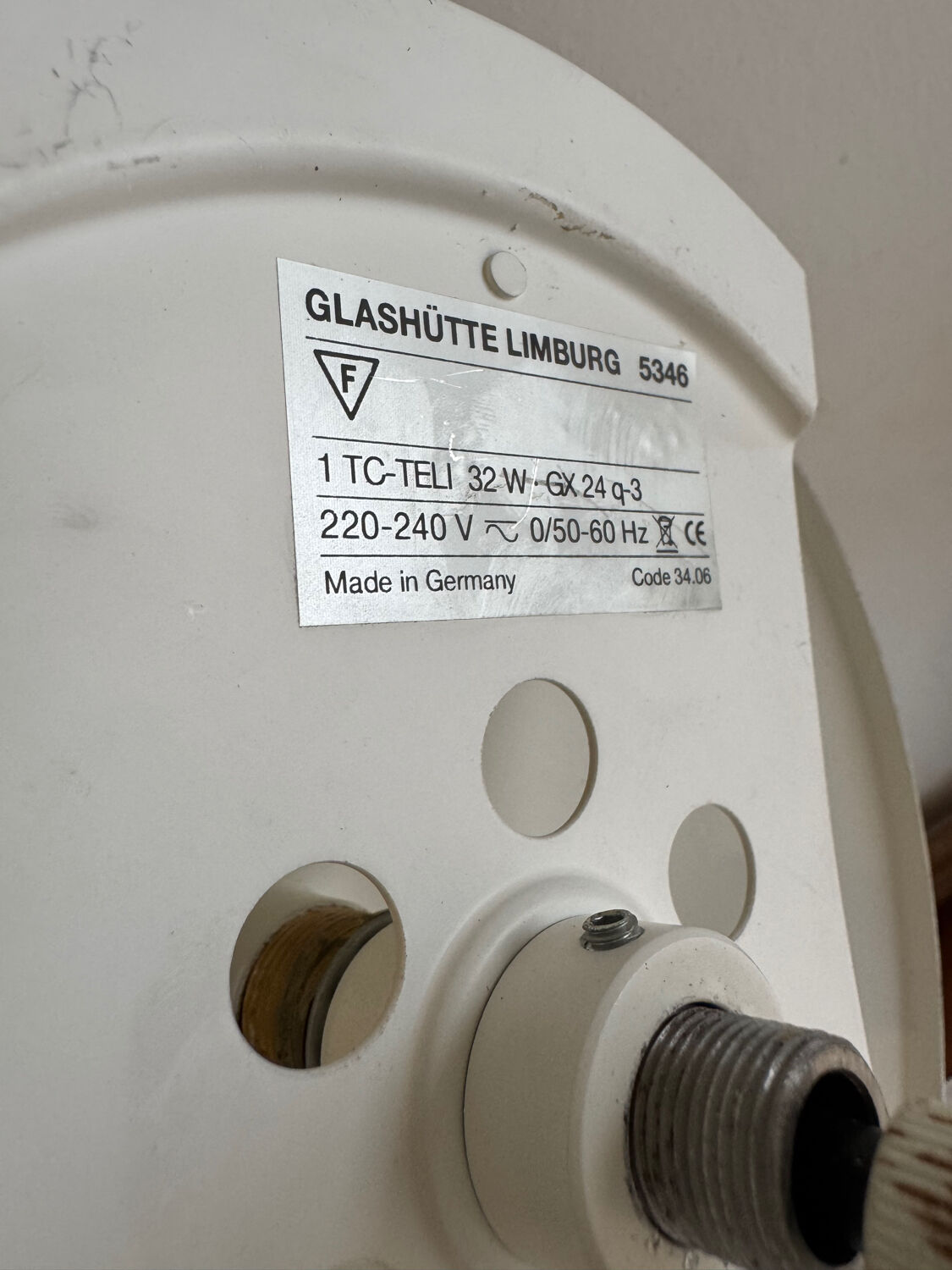 Lustre white opaline egg vintage Limburg