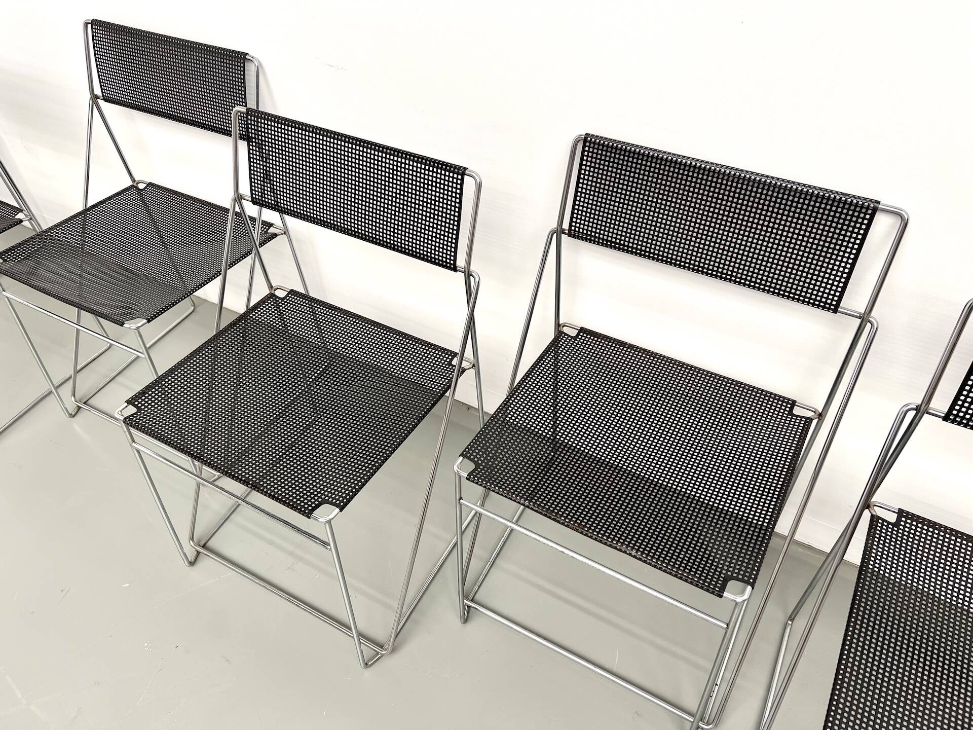 Set of 6 Nuova X-Line chairs, 1977