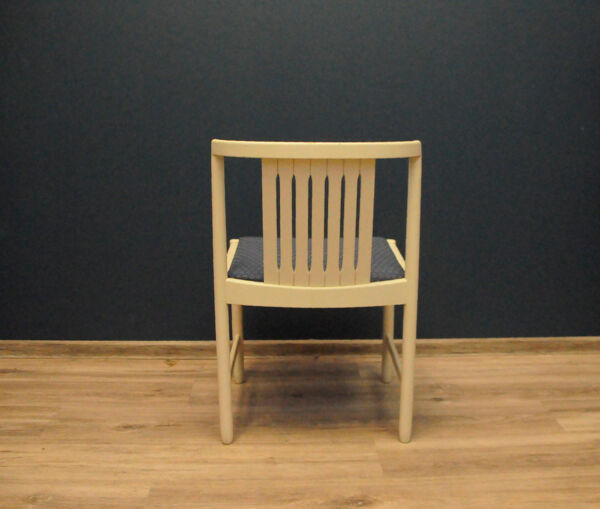 Signature bodafors chair