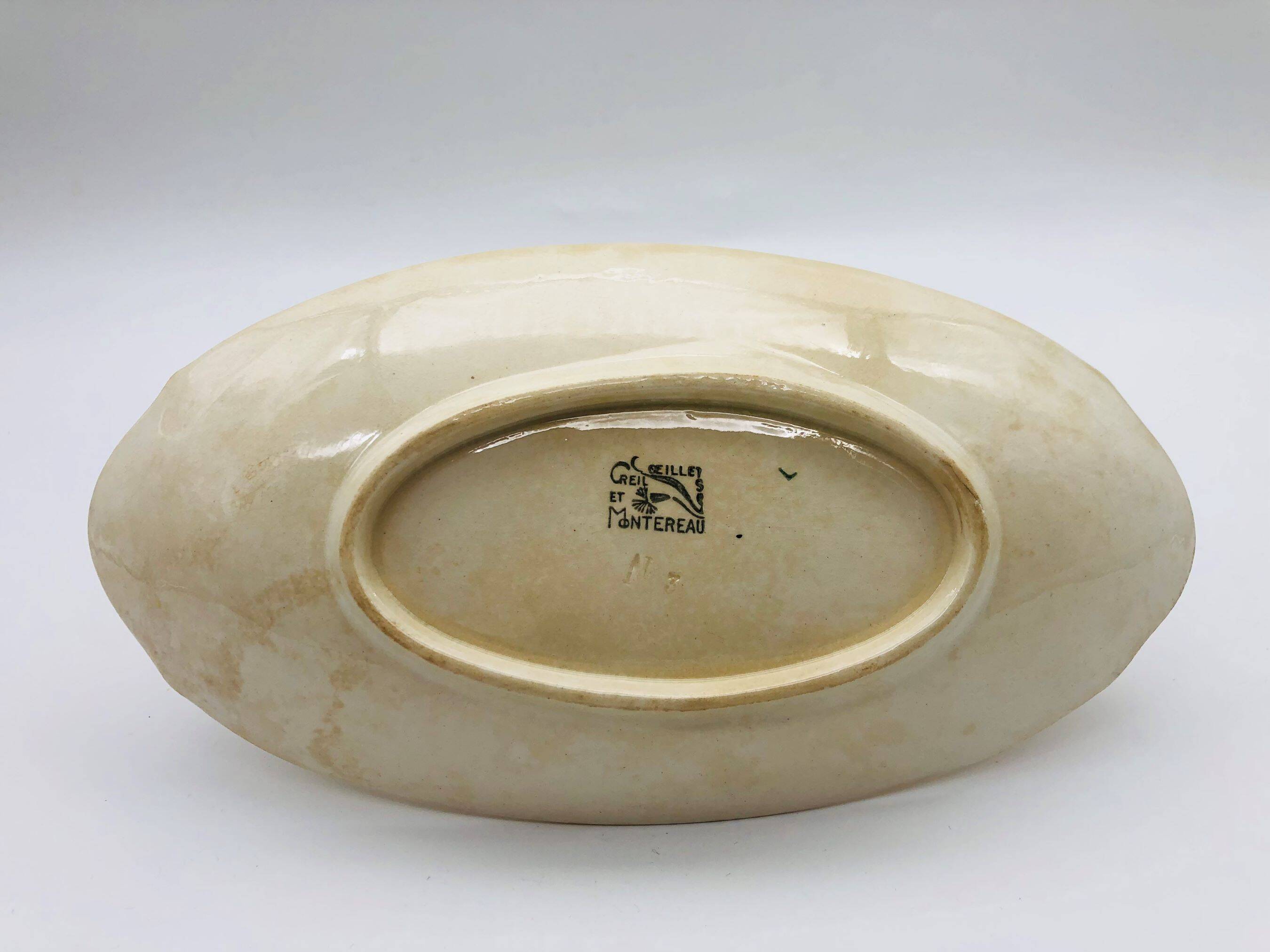 Set of 2 dishes - Creil et Montereau – Carnation model.