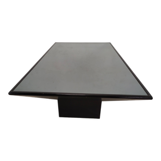 Vintage coffee table