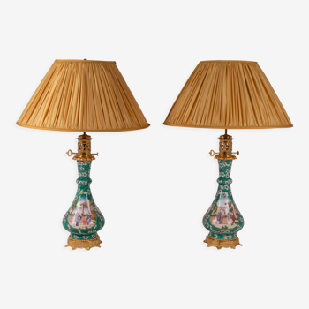 Paire de lampes en porcelaine de Canton et bronze, circa 1880
