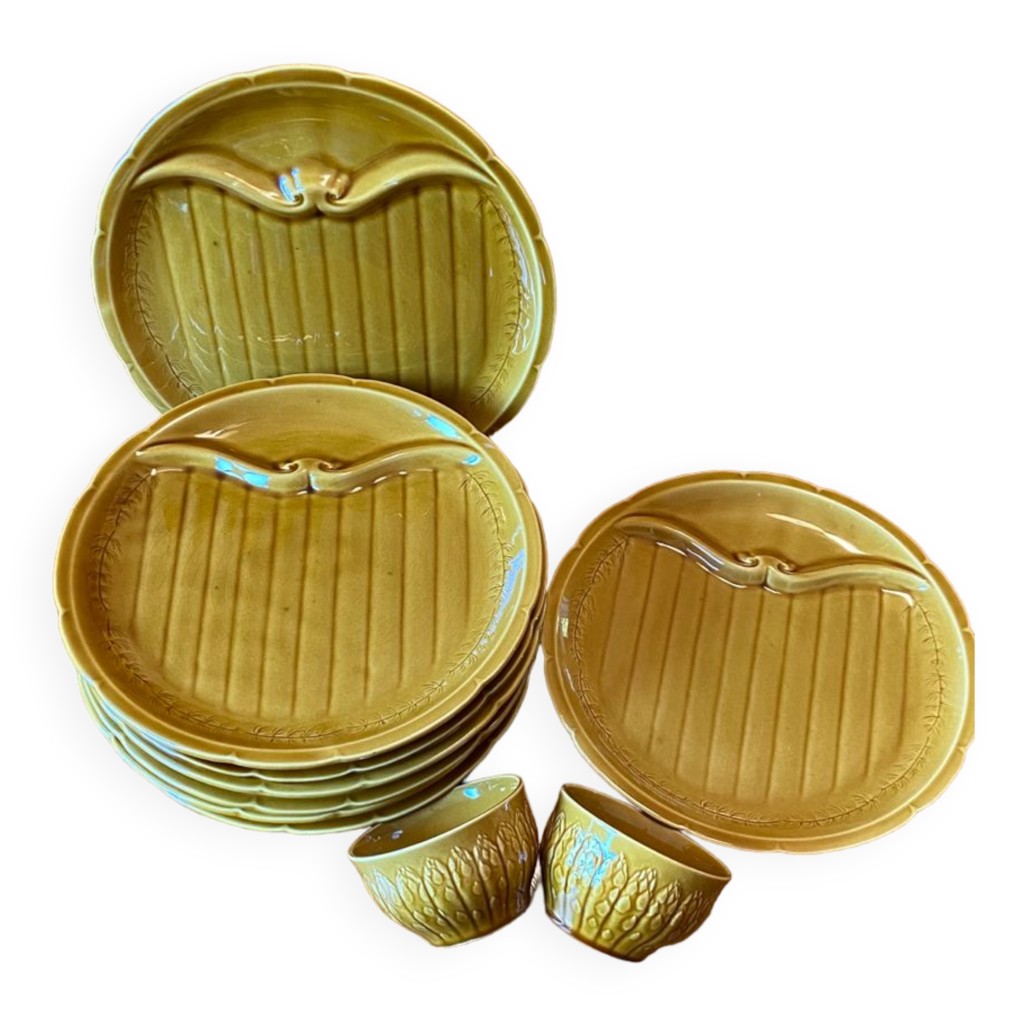 Service of 8 asparagus plates and its 2 sauce boats Gien 1960