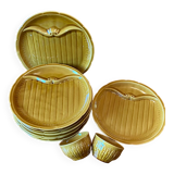 Service of 8 asparagus plates and its 2 sauce boats Gien 1960