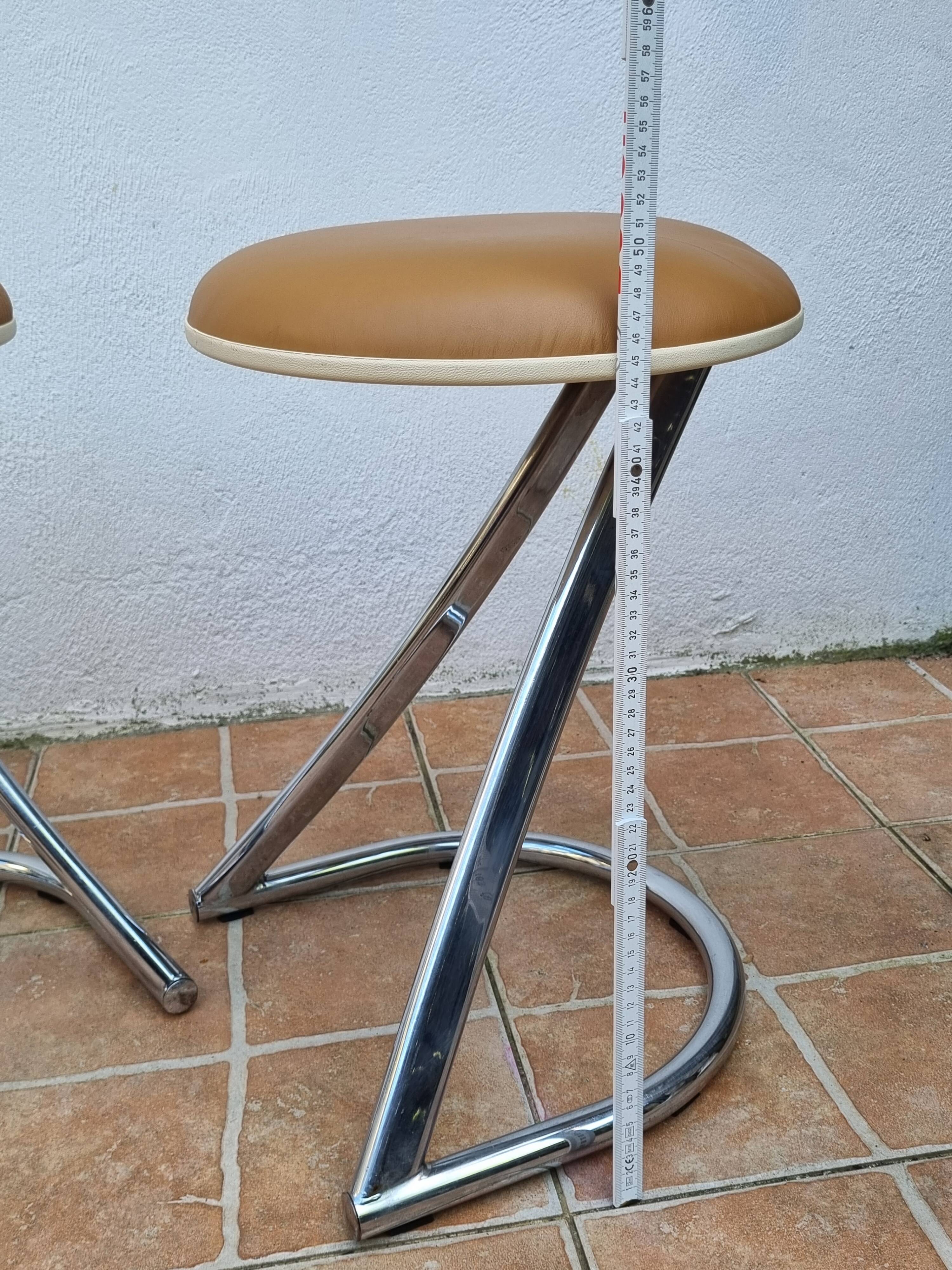 Paire de tabourets "Z" vintage Mirima France