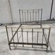 Lit en laiton dore 140 x 190 en couchage