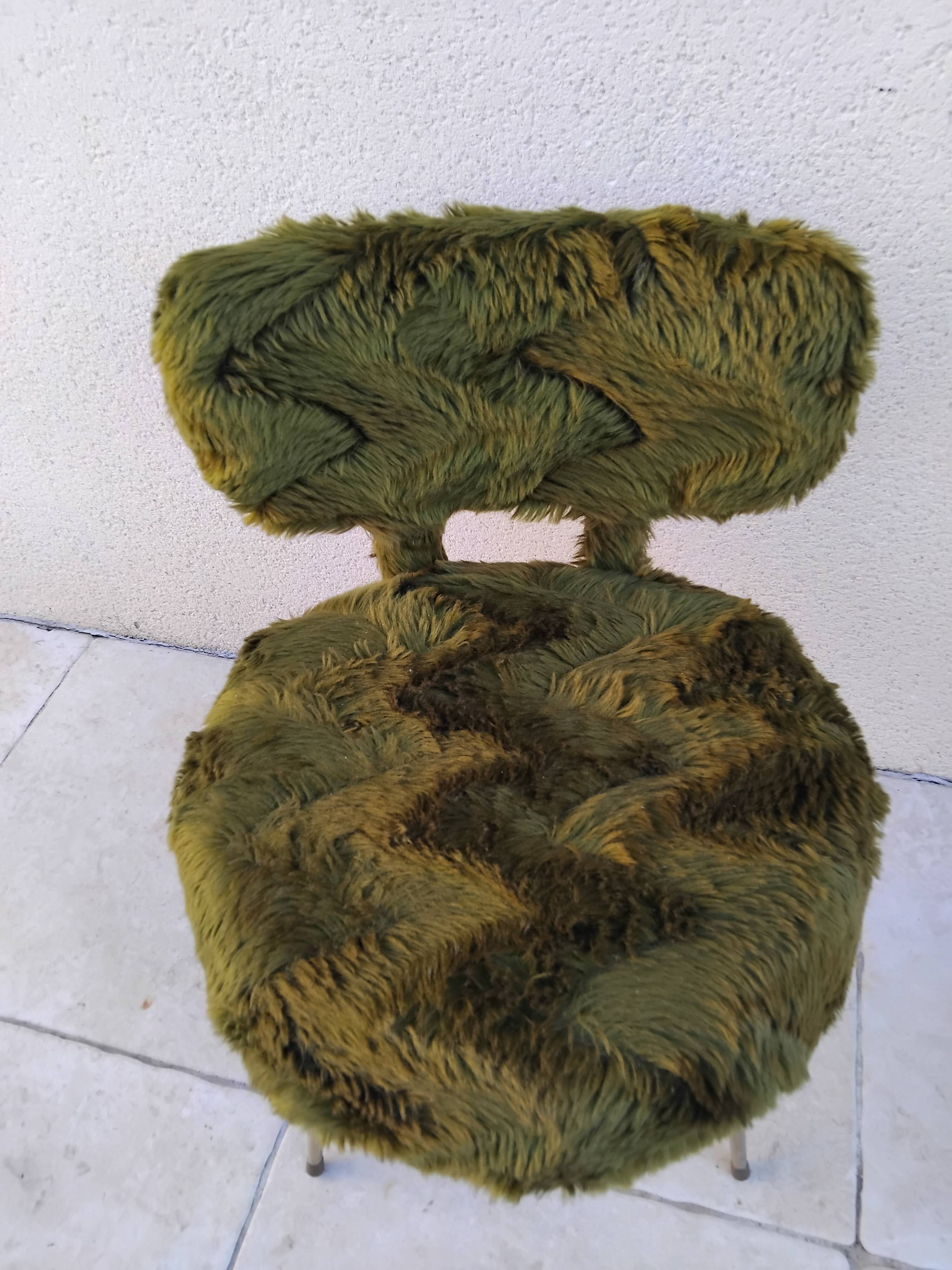 Vintage pelfran green furry chair