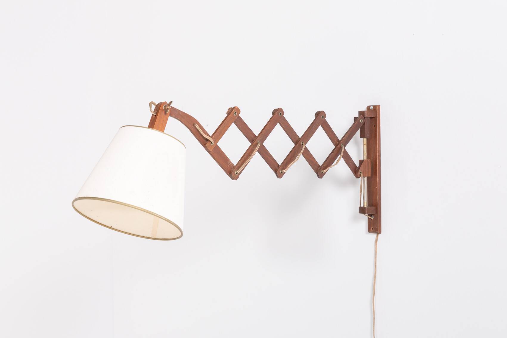 Scandinavian design scissors wall lamp, 1960’s