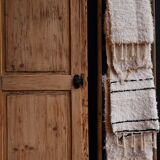 Single-door wardrobe / cupboard