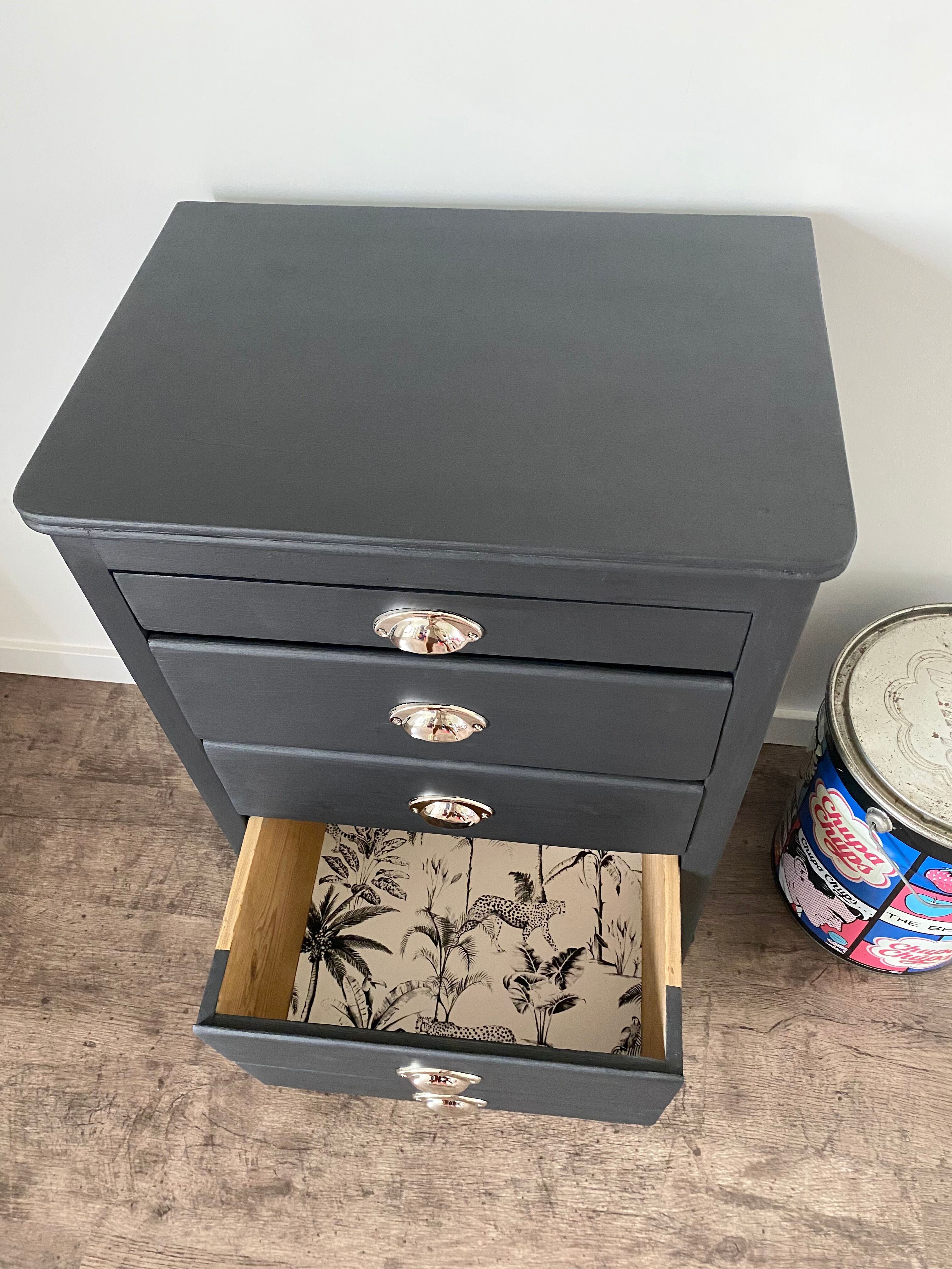 Vintage workshop maid restyled matte black