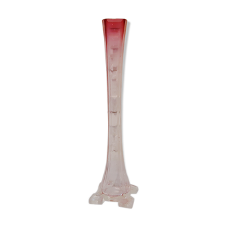 Soliflore in pink glass vase