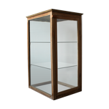 Countertop showcase in oak and glass