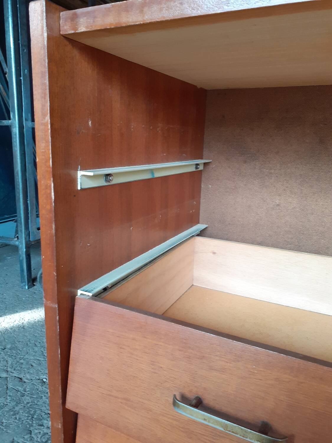 Vintage chest of drawers