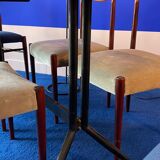 Italian oval dining table from the 60s