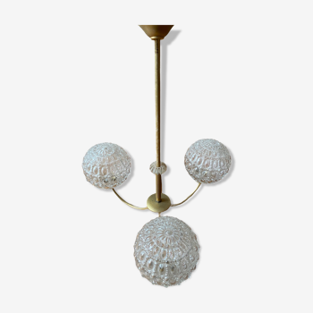 3-branched chandelier in brass and moulded glass