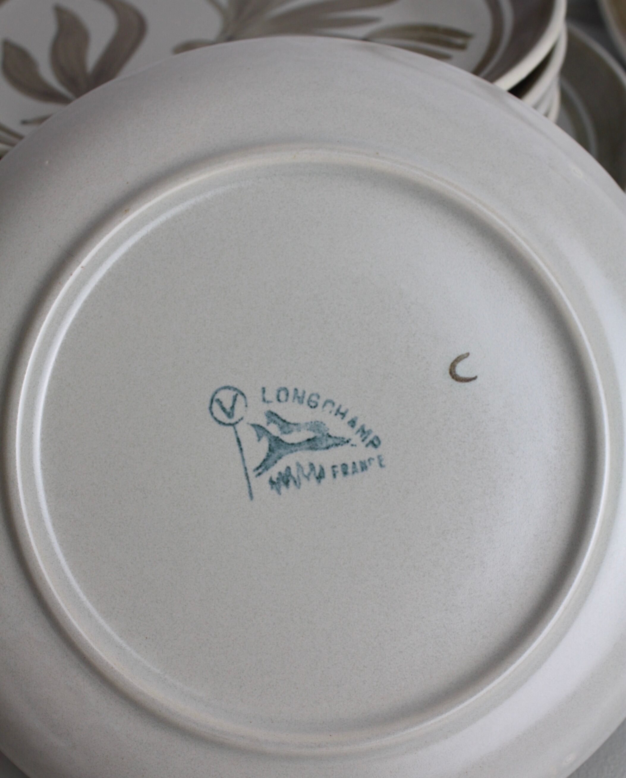 Set of 12 plates Longchamp + 1 dish