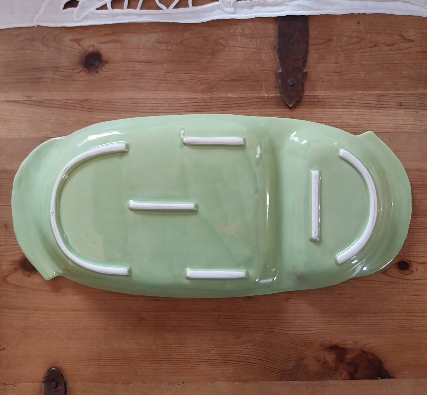 Dish and drainer for asparagus slip